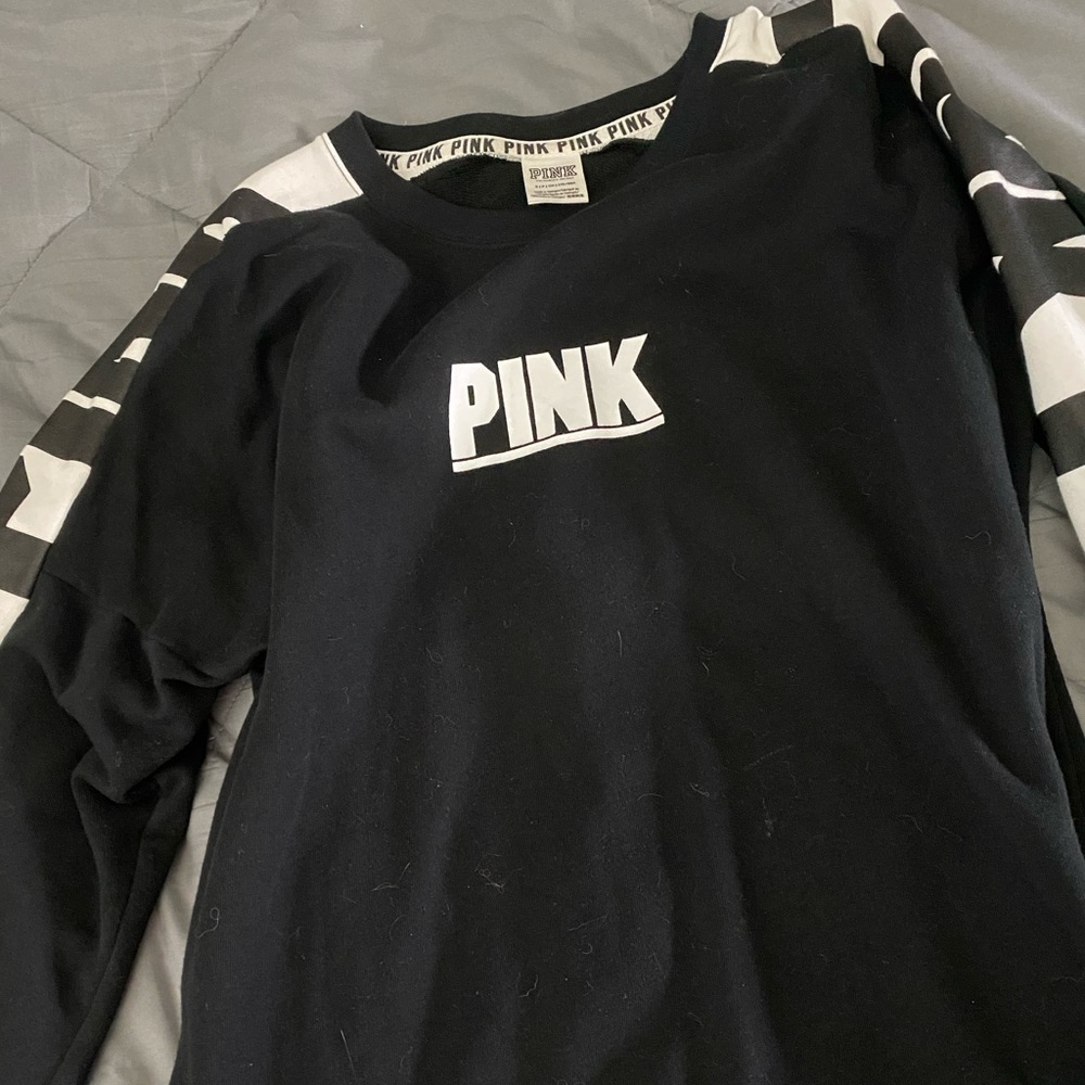 Pink womans long sleeve shirt. Size small